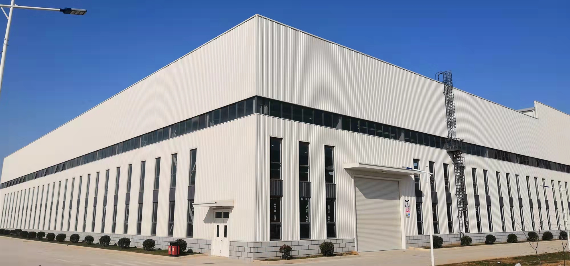 新型鋼結(jié)構(gòu)廠房的六大優(yōu)勢(shì)特性